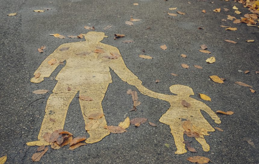 child protection restriction parental rights Ограничаване на родителските права – предпоставки и интерес на детето