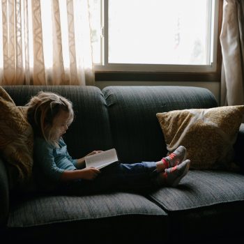 josh-applegate-cwGk-u9PHOo-unsplash Кой е „настоящият адрес на детето“ в производства по родителски права?