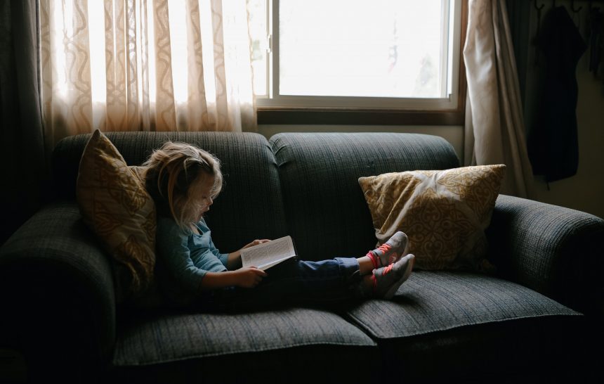josh-applegate-cwGk-u9PHOo-unsplash Кой е „настоящият адрес на детето“ в производства по родителски права?