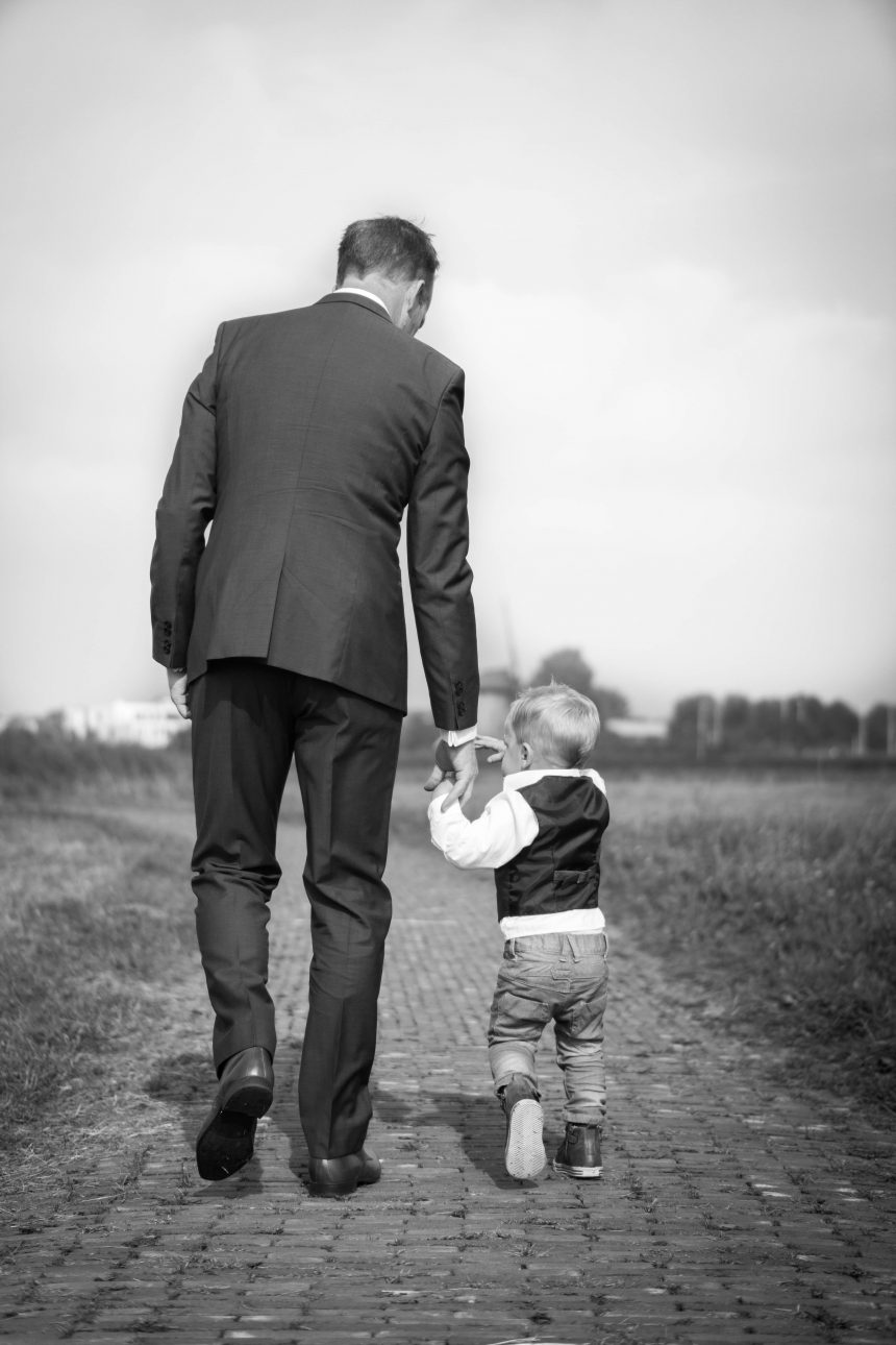 sabine-van-straaten-HF4Hy8jFhEY-unsplash Личните контакти на детето с родителя, лишен от родителски права